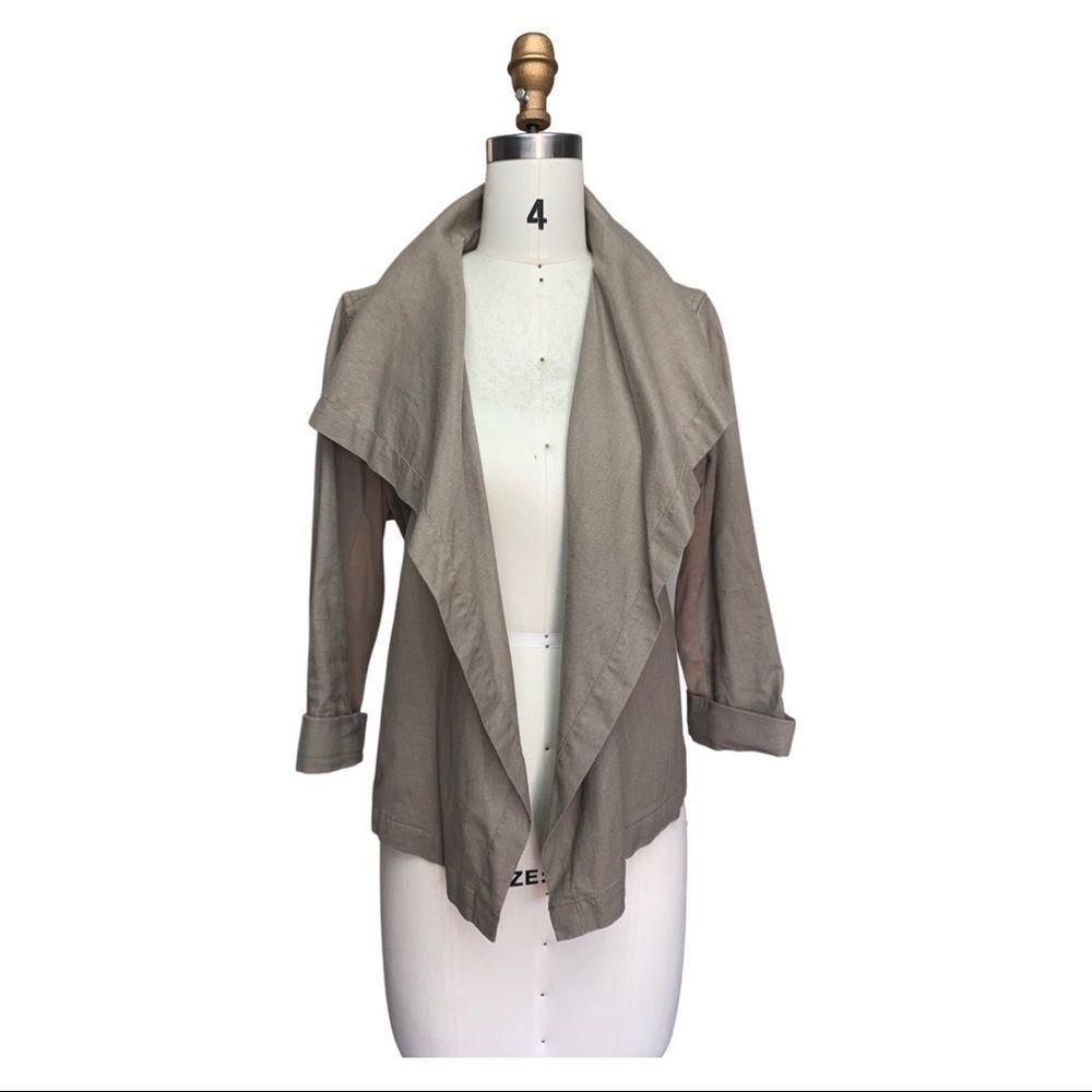 A6 Lucy Khaki Jacket with Stretchy Panels in size Medium